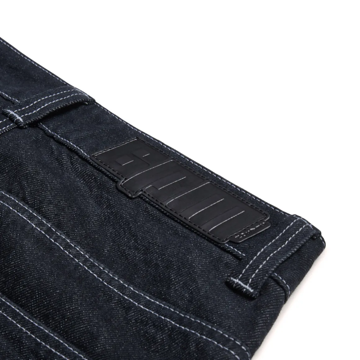 CENTER SEAM DENIM BLACK RAW