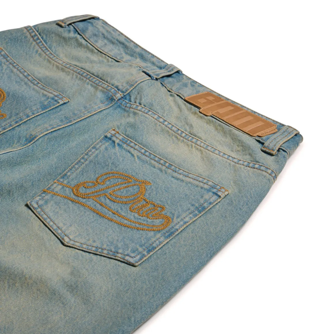 CENTER SEAM DENIM LIGHT WASH
