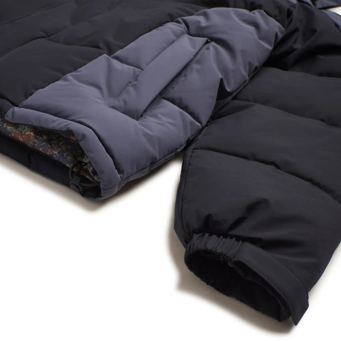 COLOUR BLOCKING PUFFER BLACK/ANTHRACITE