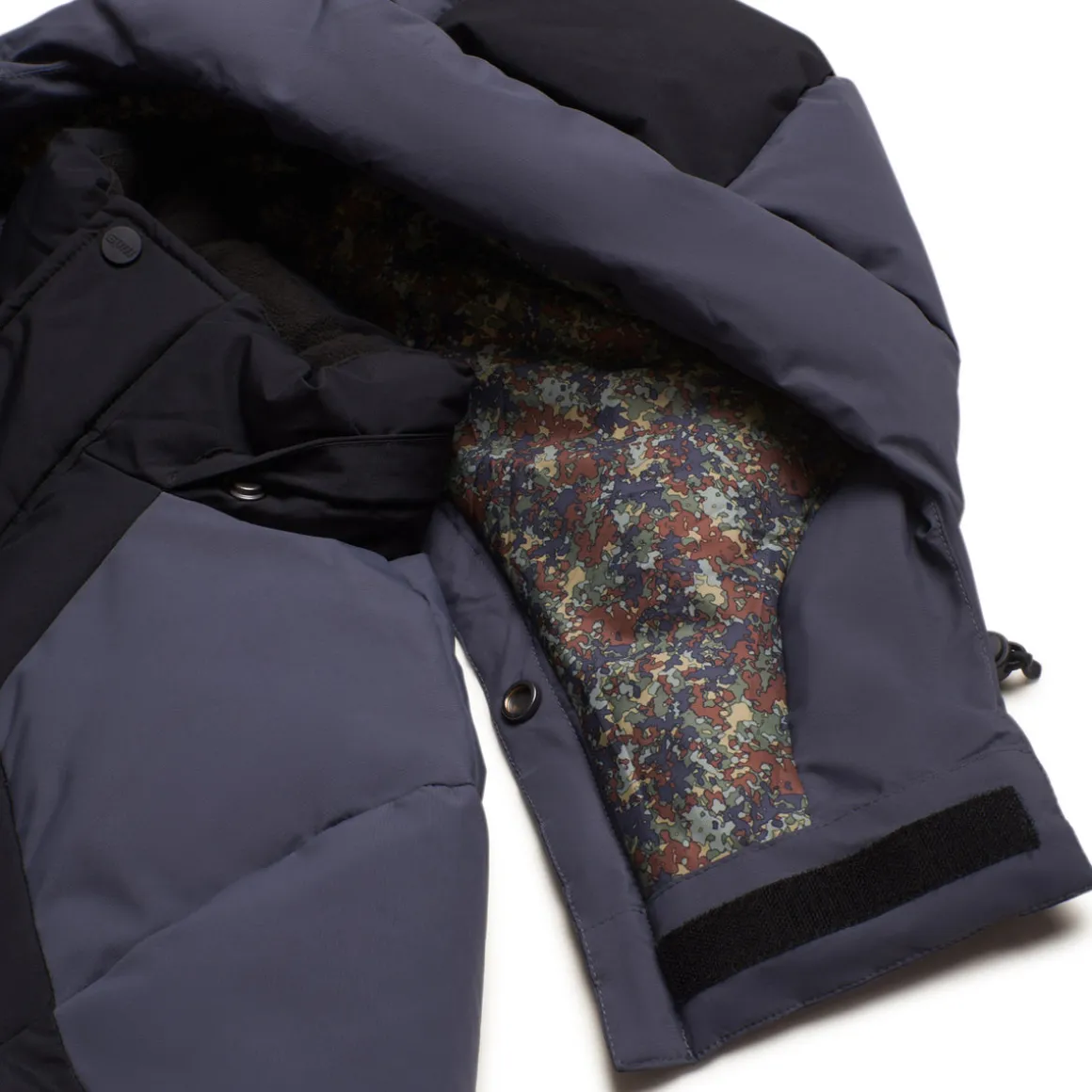 COLOUR BLOCKING PUFFER BLACK/ANTHRACITE