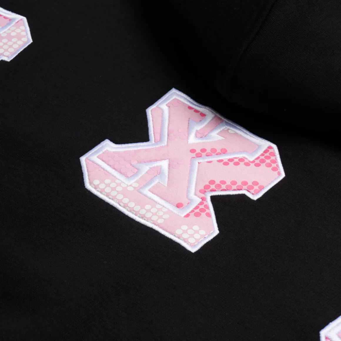 DOT CAMO LETTER HOODIE BLACK