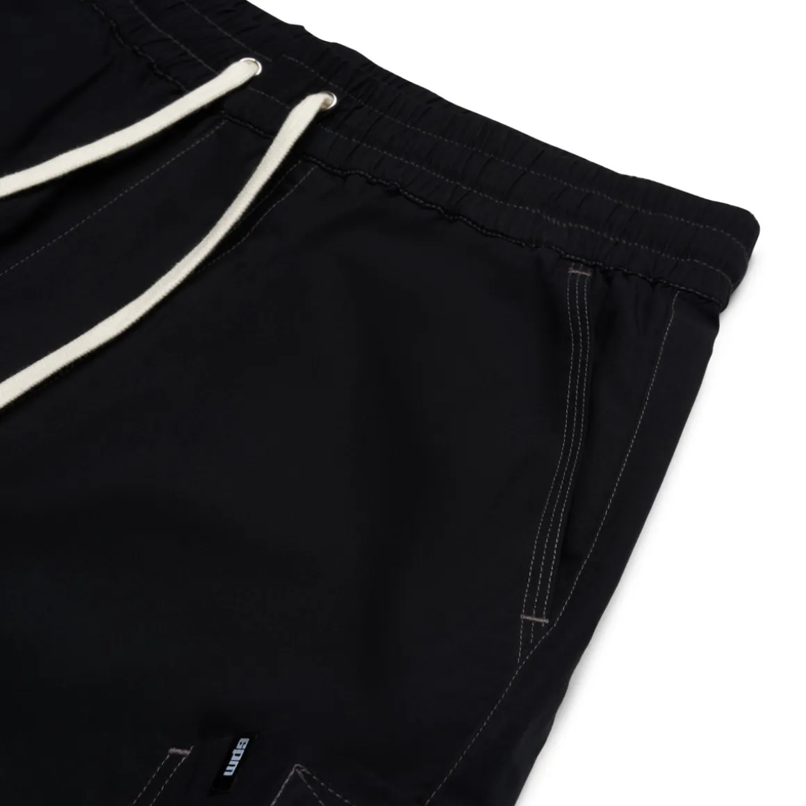 LONG BIG POCKET SHORTS BLACK
