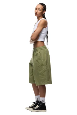 LONG BIG POCKET SHORTS PASTEL OLIVE