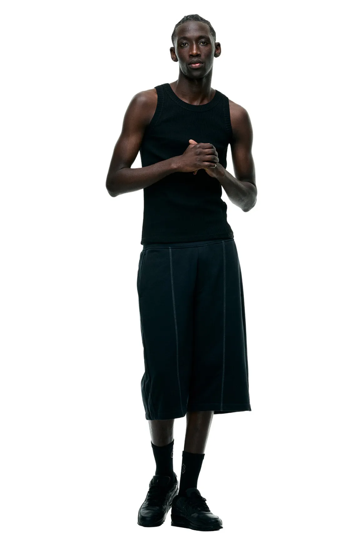 6PM+ LONG SHORTS FADED BLACK