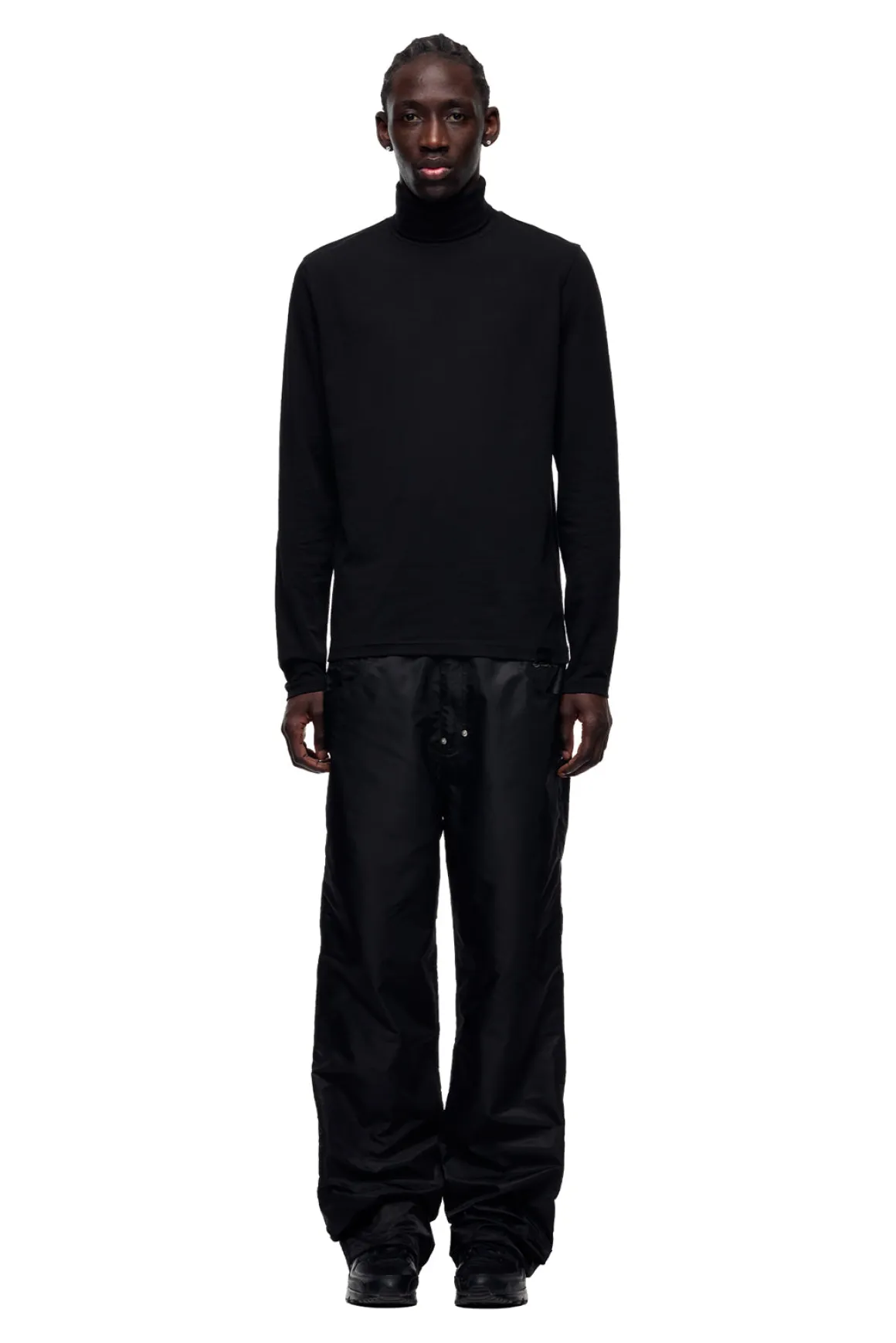 6PM+ TURTLENECK BLACK