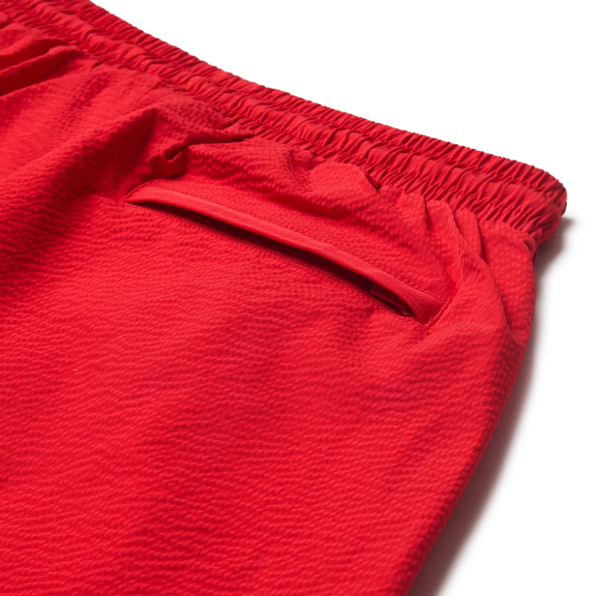 SEERSUCKER SWIM SHORTS CHERRY BONBON