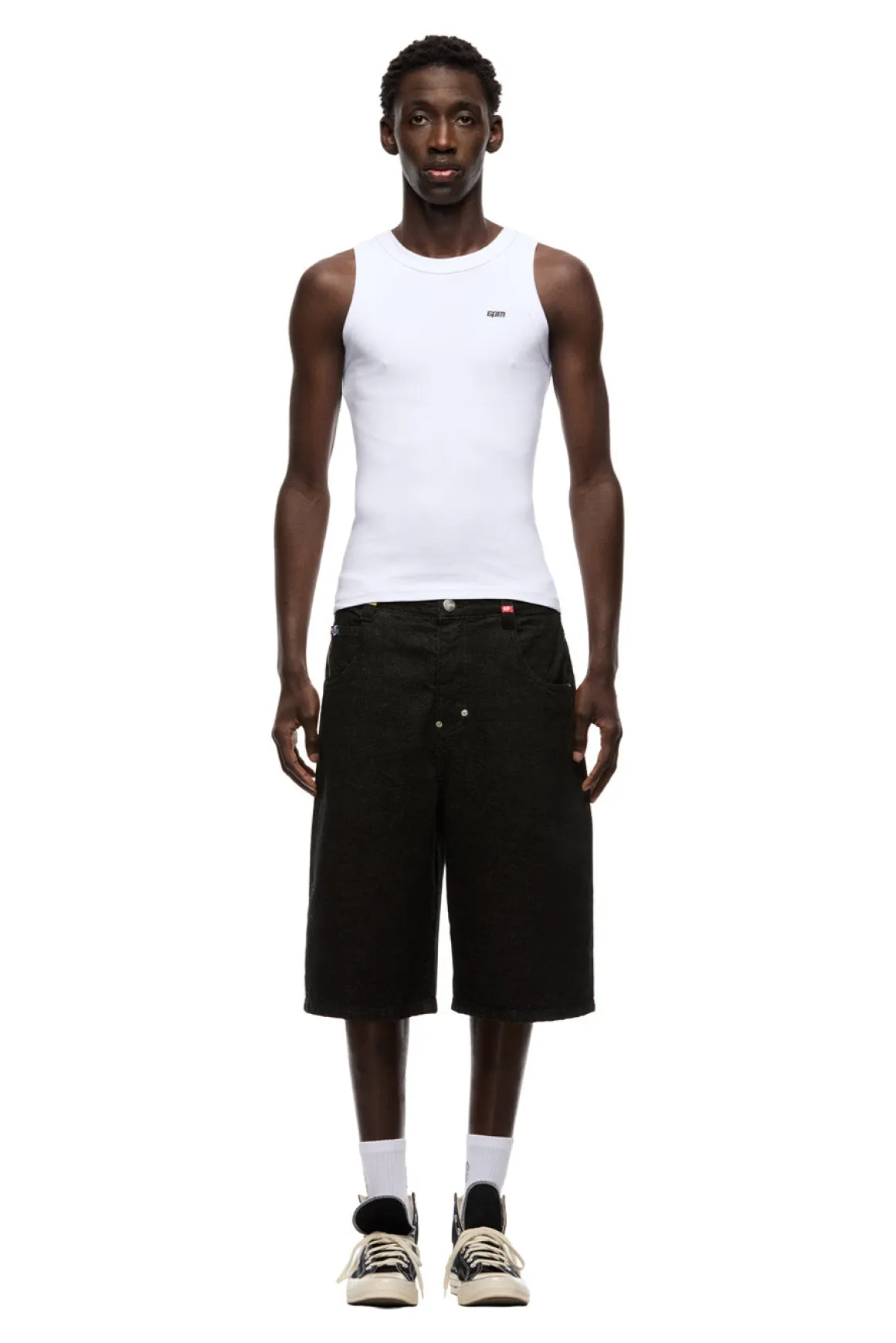 SELVEDGE RAW DENIM SHORTS BLACK