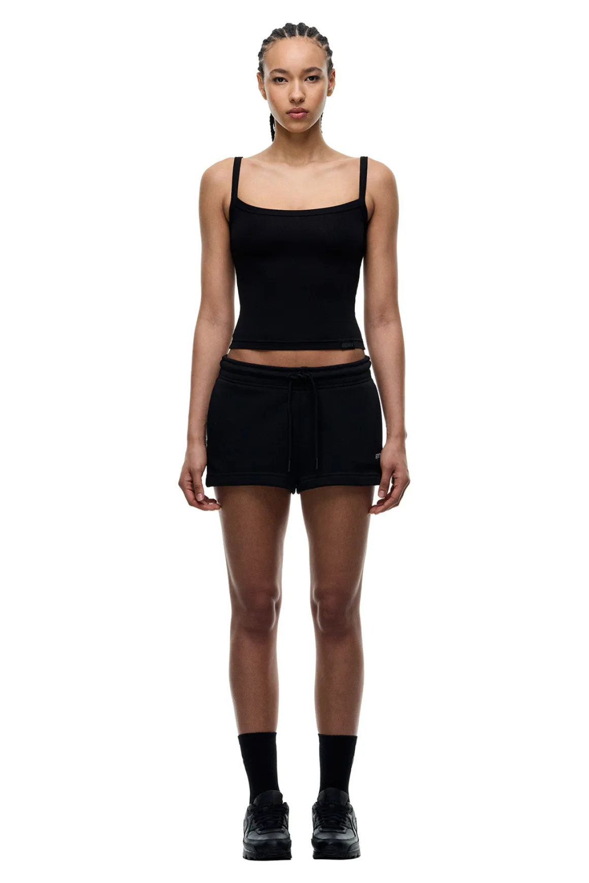 WMNS FITTED CROPPED TOP BLACK