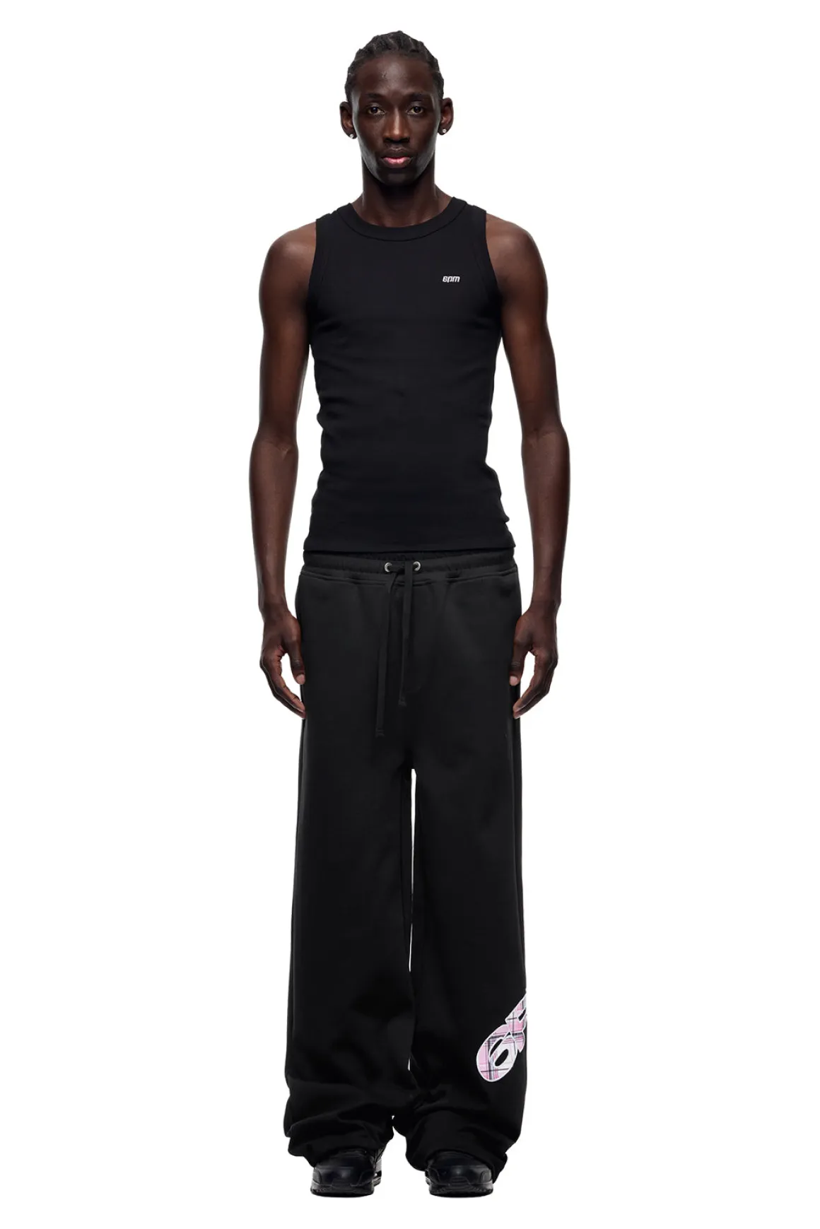 X-TRA WIDE JOGGER BLACK